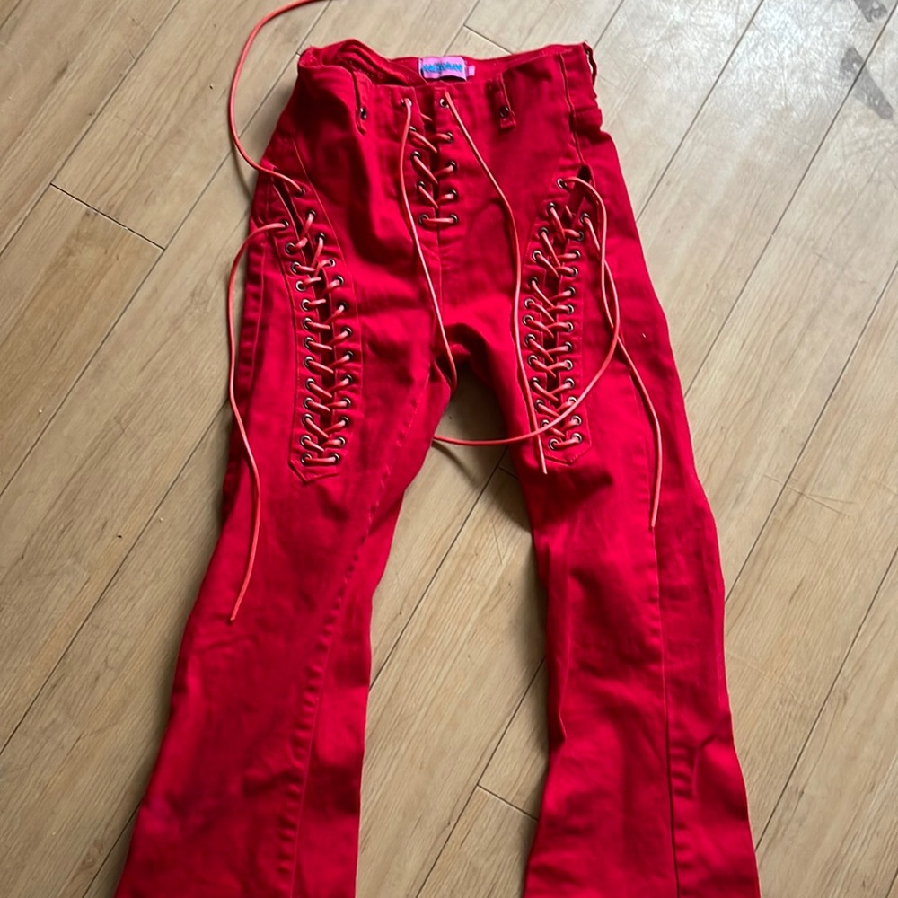 Red lace up flare edikted pants